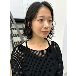 ワンレンボブ パーマスタイル ナチュラルパーマ 艶感