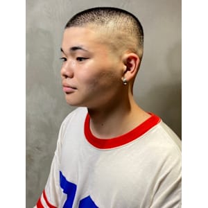 坊主スキンフェードグラデーションベリーショート