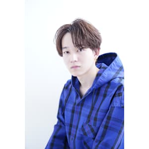 今一番人気のセンターパートスタイル