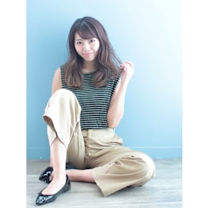 デジタルパーマでゆる巻きセミロングヘア