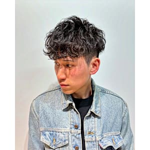 横浜マッシュパーマスペインカールスパイラルパーマ刈り上げヘア