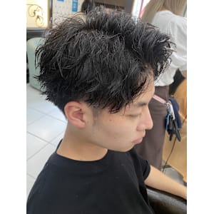 細かめツイスパ/アップバング　錦糸町北口