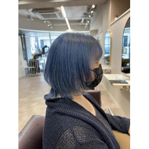 ブルーカラー×ウルフ