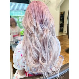 ピンク×ホワイトカラーグラデーション