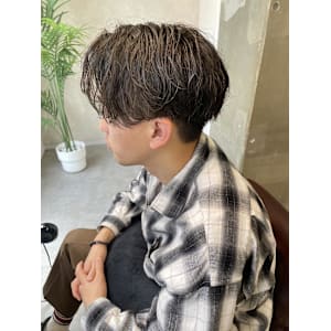 miu&宇都宮良太　メンズ緩めパーマ♪