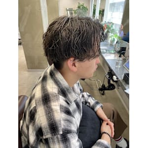 miu&宇都宮良太　緩めメンズパーマ♪