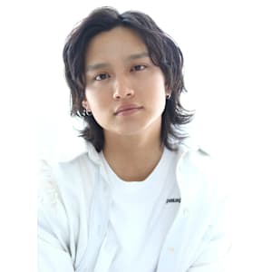 20代30代40代アップバングミディアムメンズウルフ