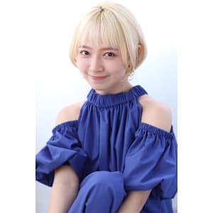 20代30代40代イメチェンハイトーンショートボブ