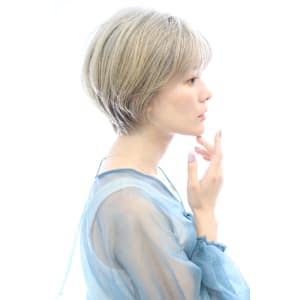 くびれショートヘア×夏☆ハイトーンデザインカラー10代20代