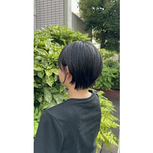 バッサリショートカット