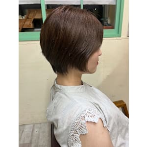 大人マッシュショート　レイヤーボブ　マロンブラウン