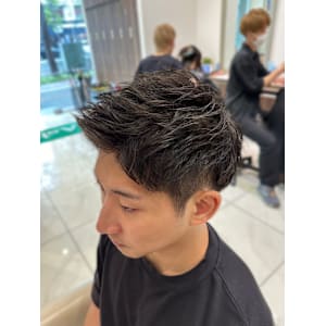 爽やかアップバングショート