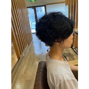 お客様髪質改善データ1323（ハリ生えグセにパーマを）