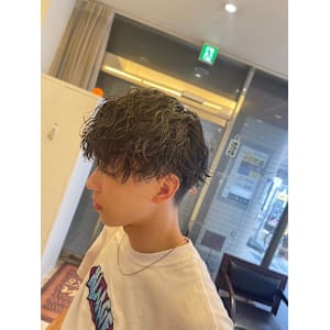 韓流☆ツイストパーマショートマッシュアッシュブラック