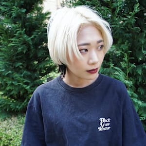 ホワイトブロンドxウルフカット