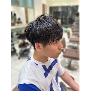 カジュアルツーブロック