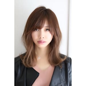 韓国風くびれセミロング