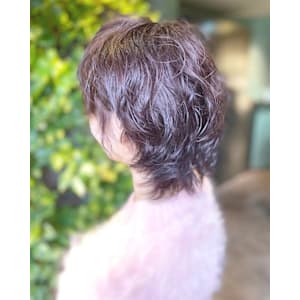 骨格矯正ショートウルフパーマ