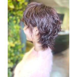 骨格矯正ショートウルフパーマ