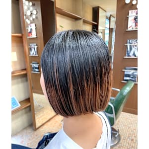 バレイヤージュ切りっぱなしボブ