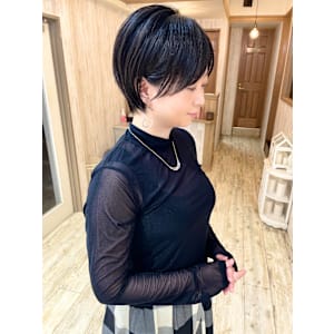 キレイめ大人ショート