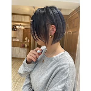 キレイめ大人ショート