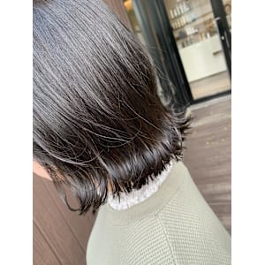 透けグレージュ