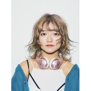 ハイライト・ローライトスタイル【FIRST】小林真奈美