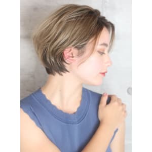 40代デザインカラーオリーブベージュ小顔レイヤーショート - INCEPTION  GINZA 銀座【インセプション】掲載中