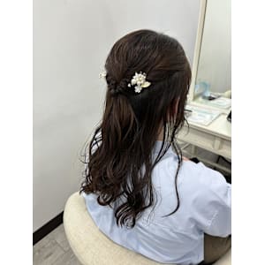 大人かわいい/ハーフアップ/お呼ばれスタイル
