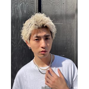 スパイキーショート/ハイトーンカラー/ホワイトカラー - ACT 表参道店【アクト オモテサンドウテン】掲載中