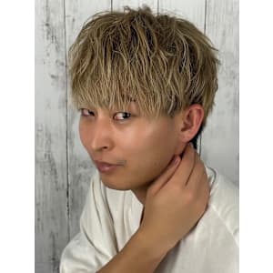 ハイトーンマッシュ - HIRO GINZA 新橋店【理容室】【ヒロギンザシンバシテン】掲載中
