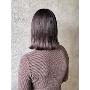 Blossom《髪質改善/縮毛矯正/ケアブリーチ/艶カラー》