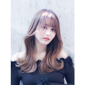 エアリーロング 顔周りレイヤー 美髪