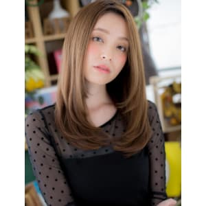 小顔見せ大人可愛いハイライトオレンジカラー　ことりベージュ