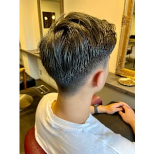 スッキリ刈り上げショート