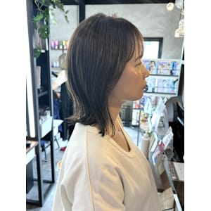 ブルージュくびれスタイル