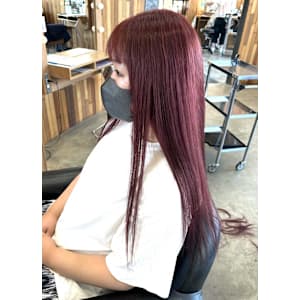 チェリーレッドロングヘア