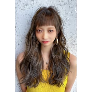 ぱっつん前髪愛されくせ毛風カール外ハネボブカールセミディ美髪