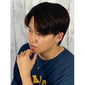 ナチュラルセンターパート - ヒロ銀座ヘアーサロン 麻布乃木坂 六本木駅前店【ヒロギンザヘアーサロンアザブノギザカロッポンギエキマエテン】掲載中