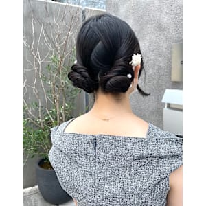 かわいいお呼ばれアップスタイル