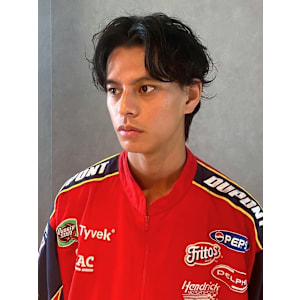 センターパート　外国人風パーマ　ニュアンスパーマ　爽やか