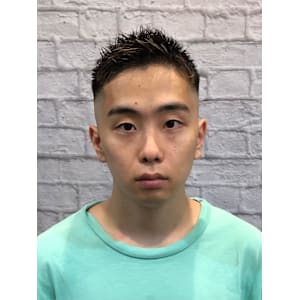 ロンドンアップバングショートフェード【大宮/バーバー】