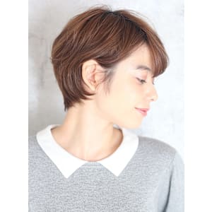 40代デザインカラーオリーブベージュ小顔レイヤーショート - INCEPTION  GINZA 銀座【インセプション】掲載中