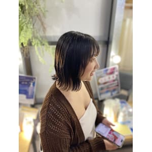 外ハネアレンジボブ