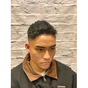 ロンドンカールフェード【大宮/バーバー】