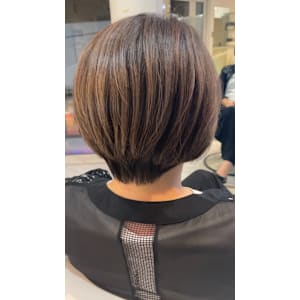 アフター → ビフォア　右にスワイプ【白髪染め/脱白髪染め】 - 自由が丘YUAN【ジユウガオカユアン】掲載中