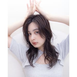 ダークアッシュ セミディ  シアーカラー  ウェーブパーマ