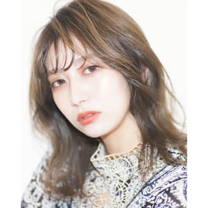 似合わせカット　大人女性スタイル　グレージュカラー