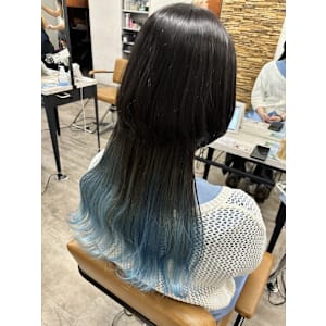 グラデーション水色ペールブルー/派手髪/エクステ【池袋】